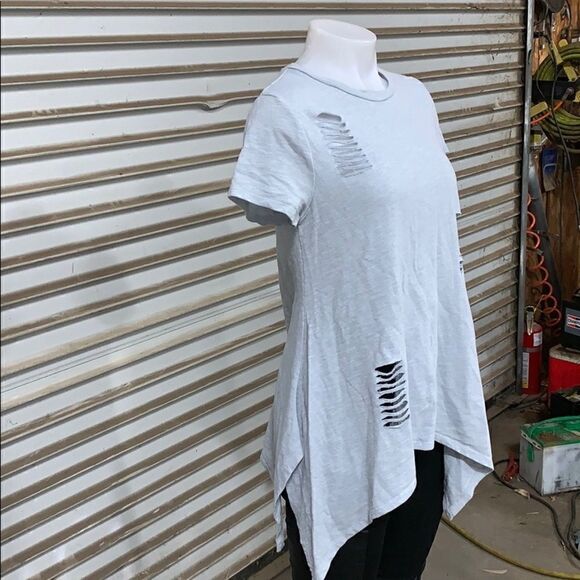 🛍️Say What layered top grey with white - Picture 6 of 7